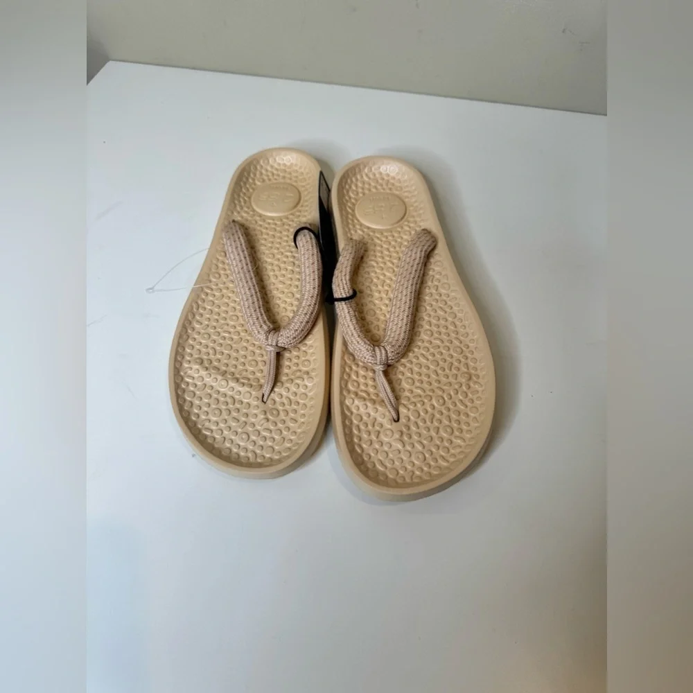 Allbirds Sugar Zeffer Flip Flops in Lux Beige size 12